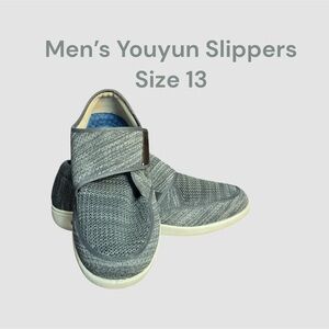 MENS YOUYUN SLIPPERS SIZE 13 WORN ONCE
